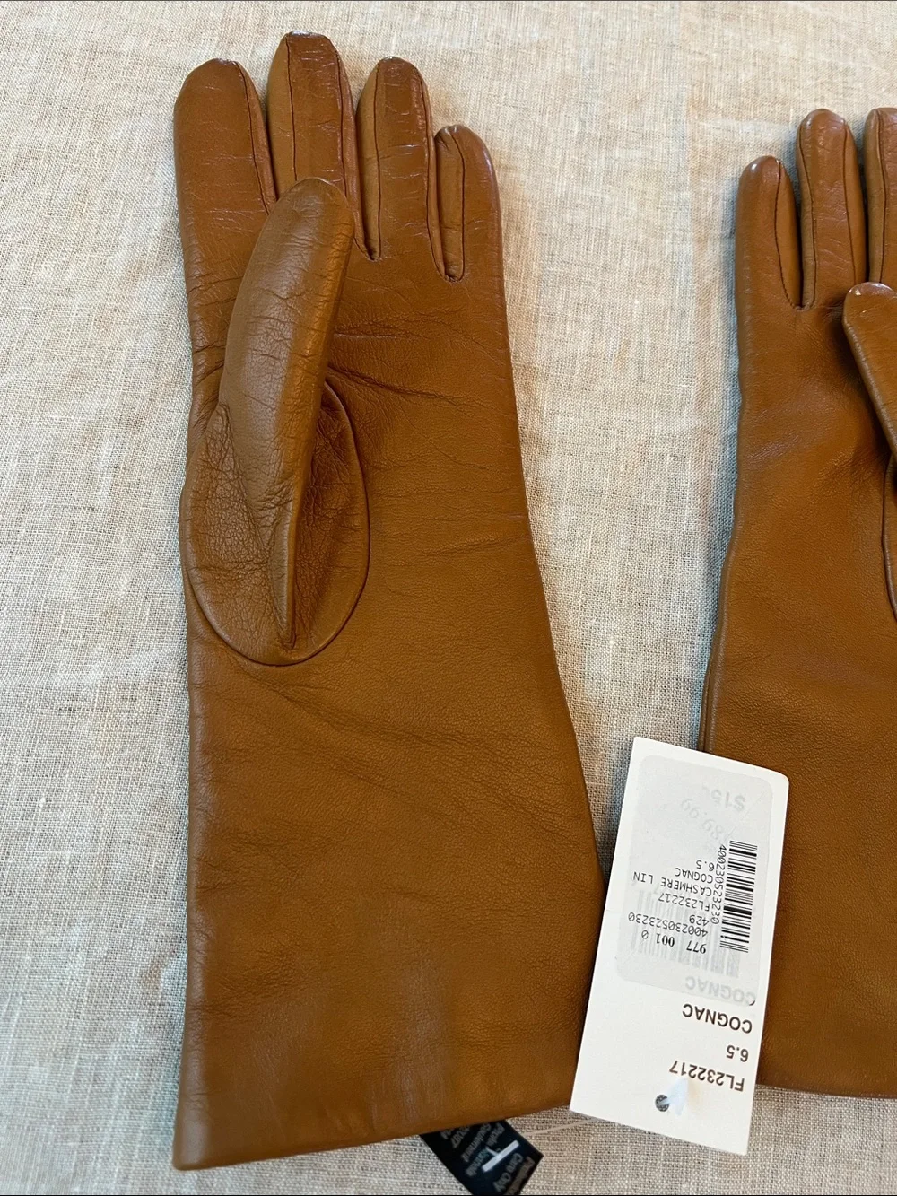 Saks Fifth Avenue Cognac Leather & Cashmere Gloves. Size 6.5. NWT. Italian made